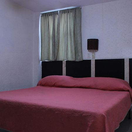 Hotel Plaza Aleman Леон Стая снимка