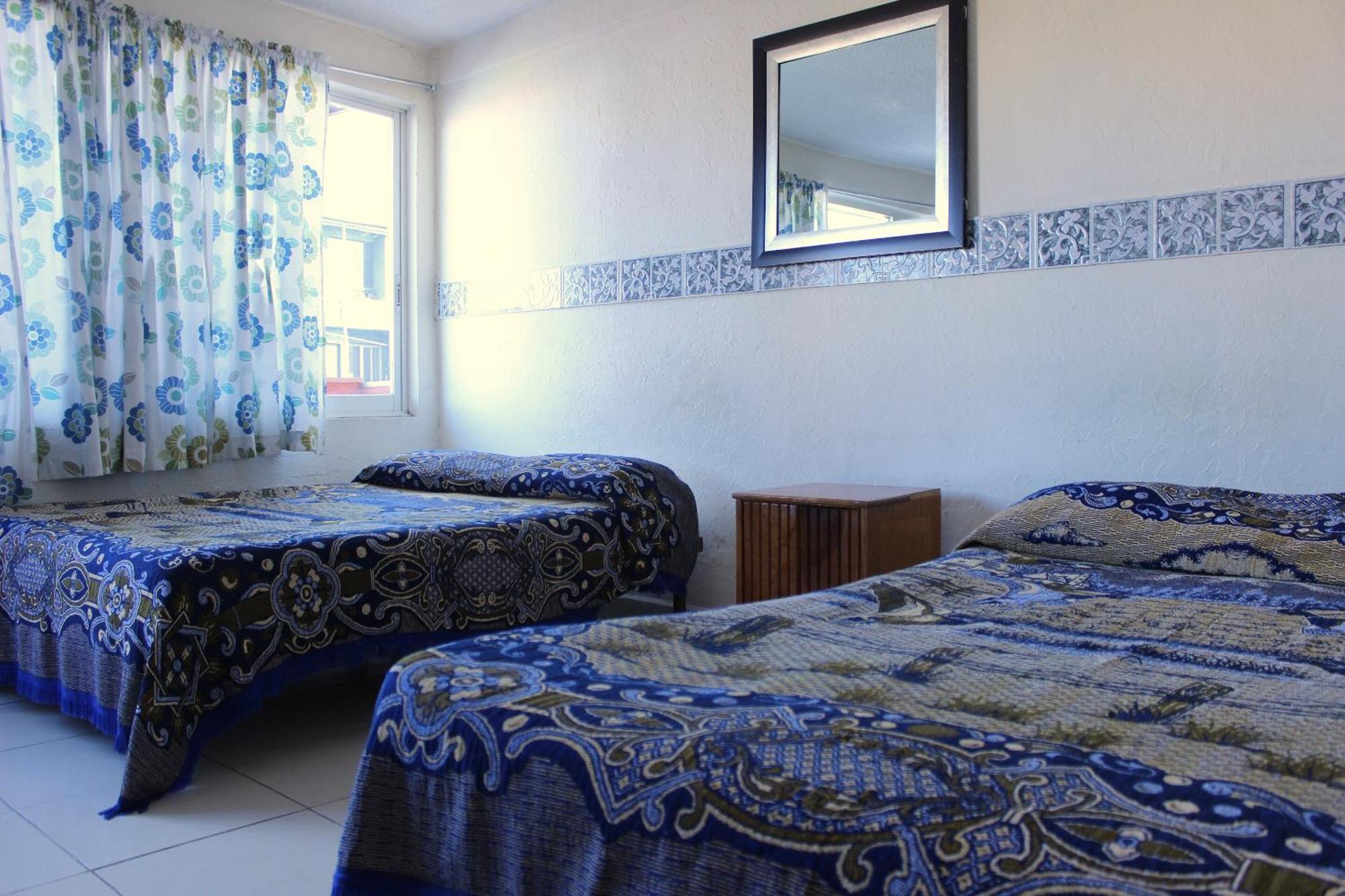 Hotel Plaza Aleman Леон Стая снимка